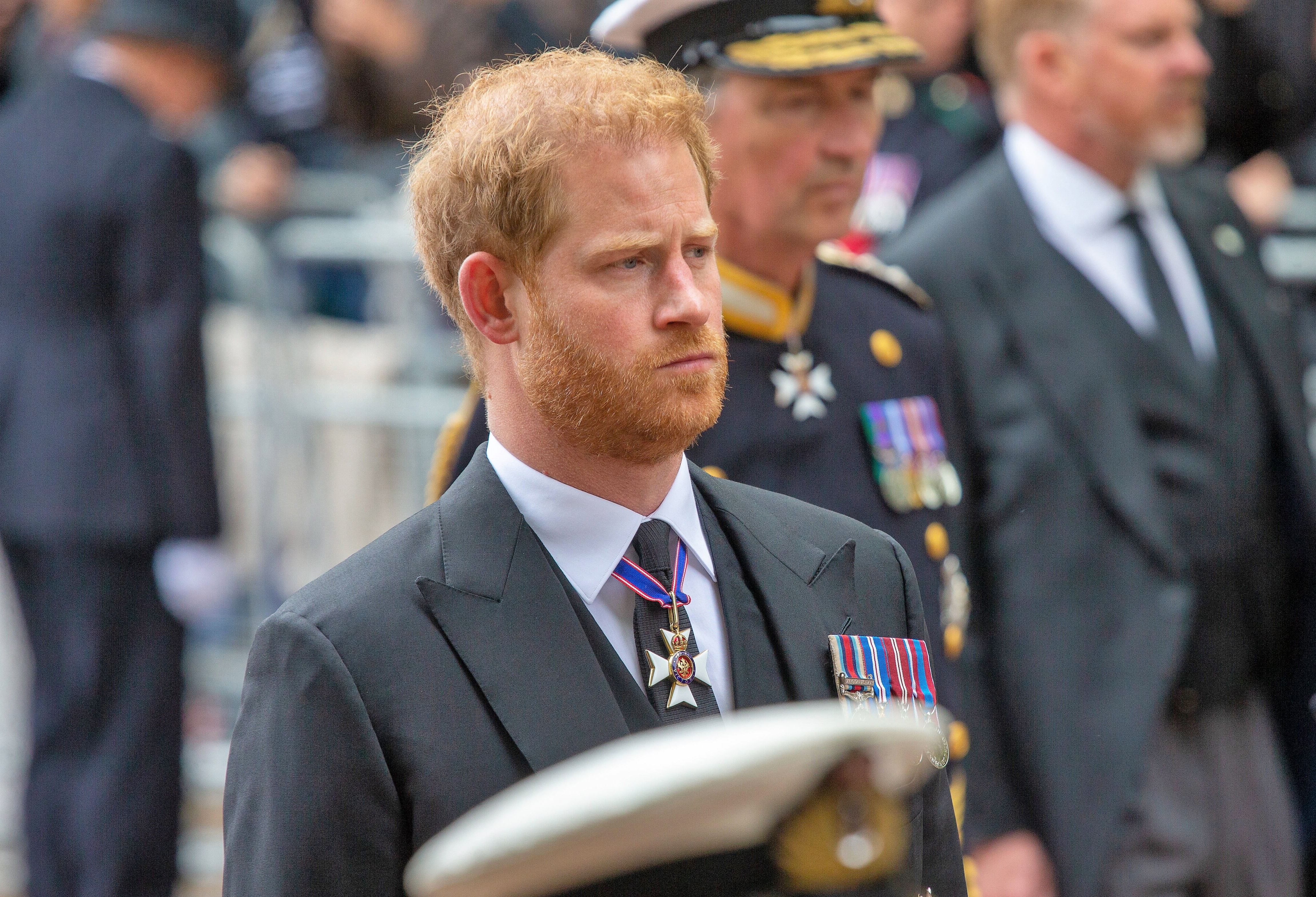 Prinz Harry pleite! Schlechte Nachrichten für Prinz Harry! Finanziell sieht es düster aus