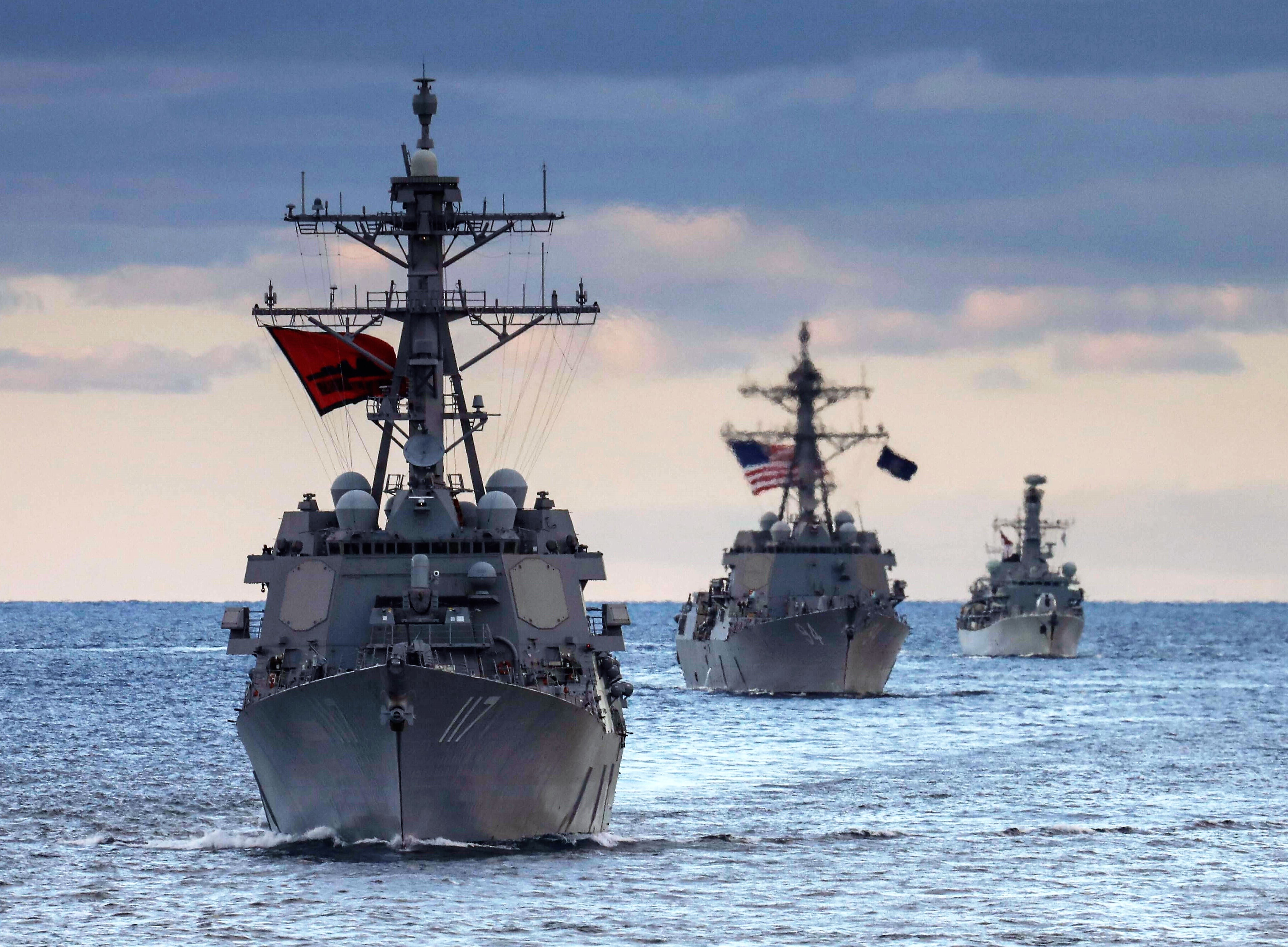 Eskalation auf dem Meer - "besorgniserregender Ereignisse"! Amerikanische Marine schickt Kriegsschiffe in den Persischen Golf