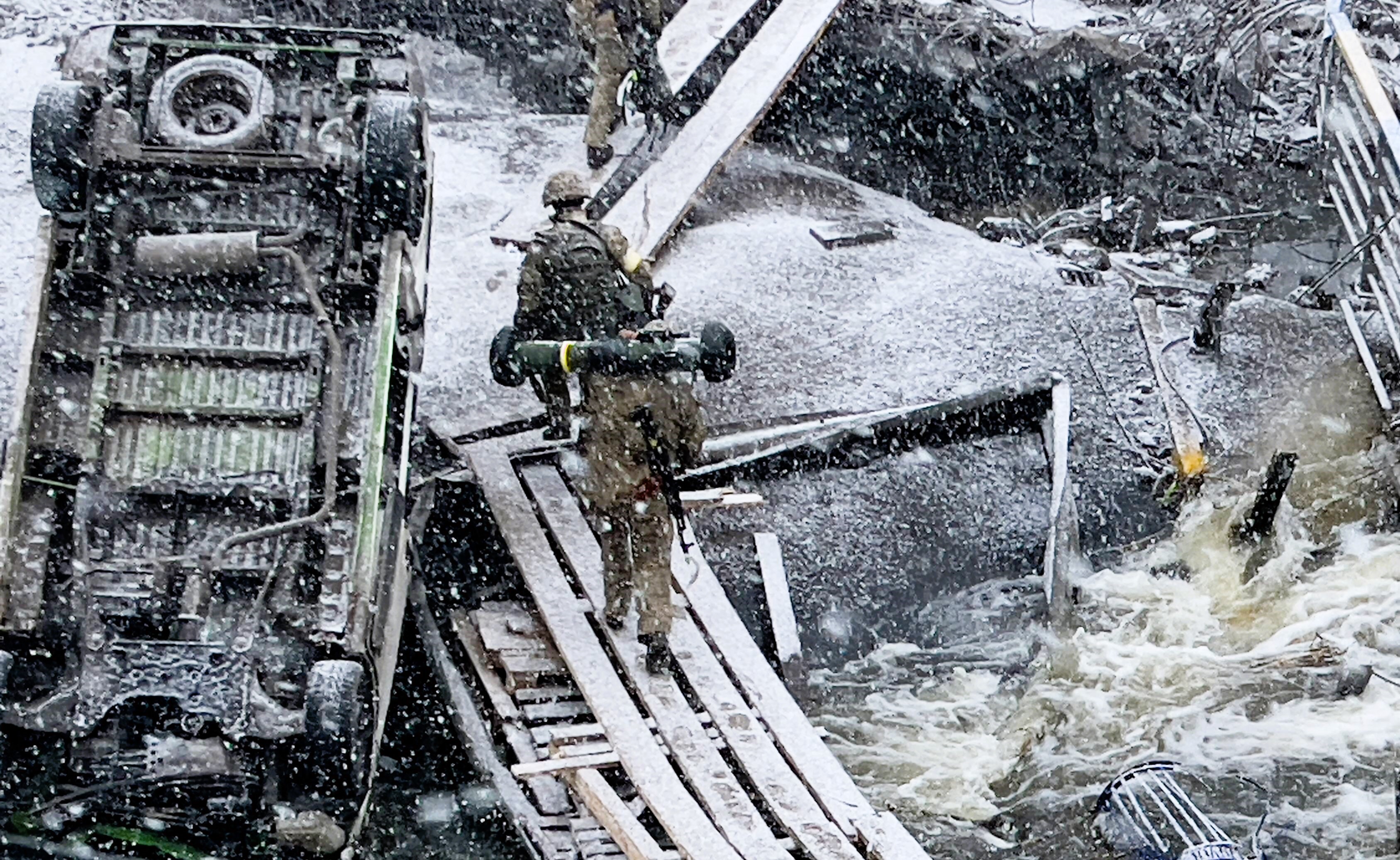 Winterkrieg gegen Putin! Ukraine bereitet sich auf Kämpfe bei gefrorenem Boden vor