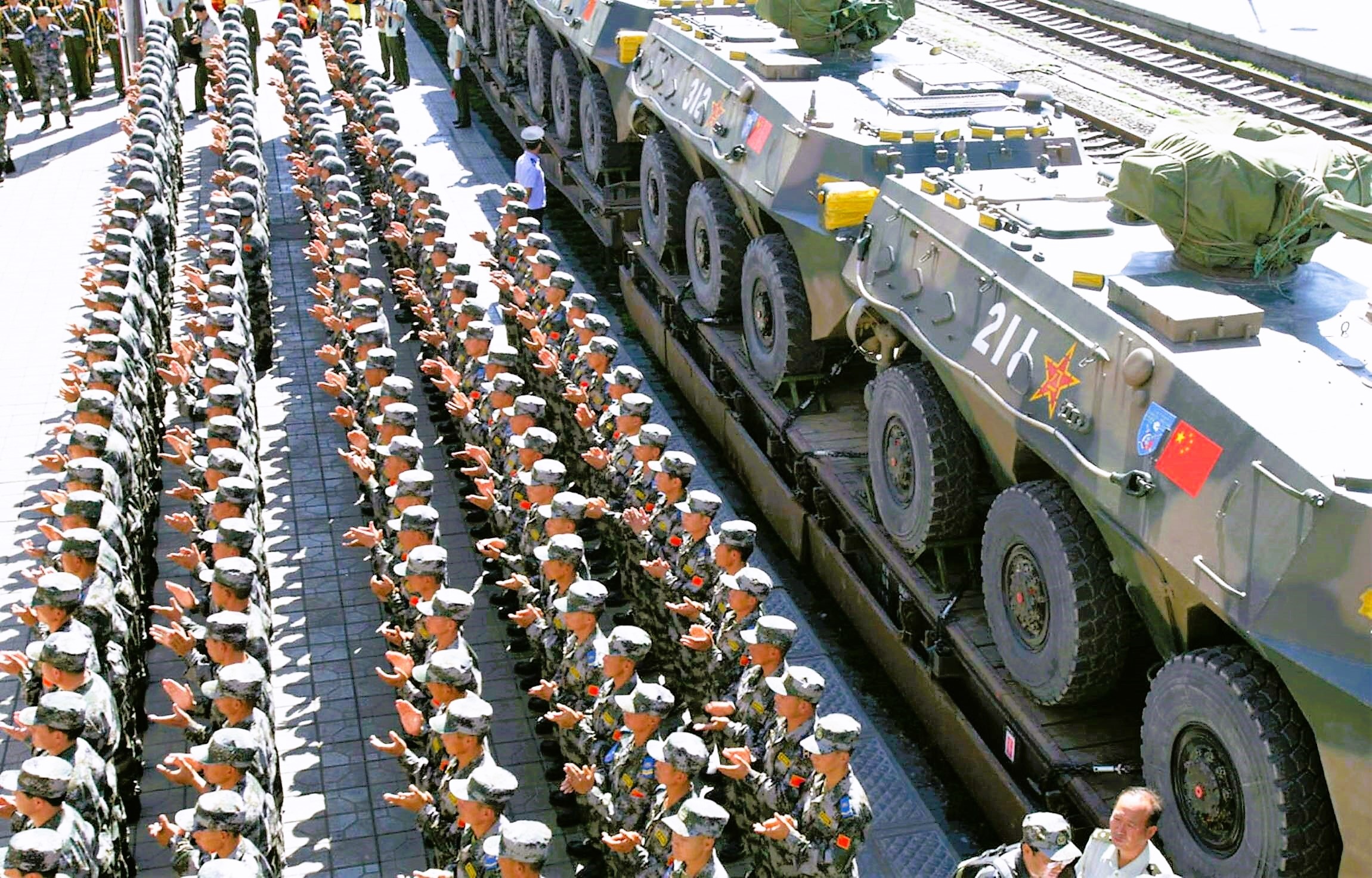 Massive Truppen-Bewegungen! Russische Armee verstärkt die Truppen - was plant Putin?