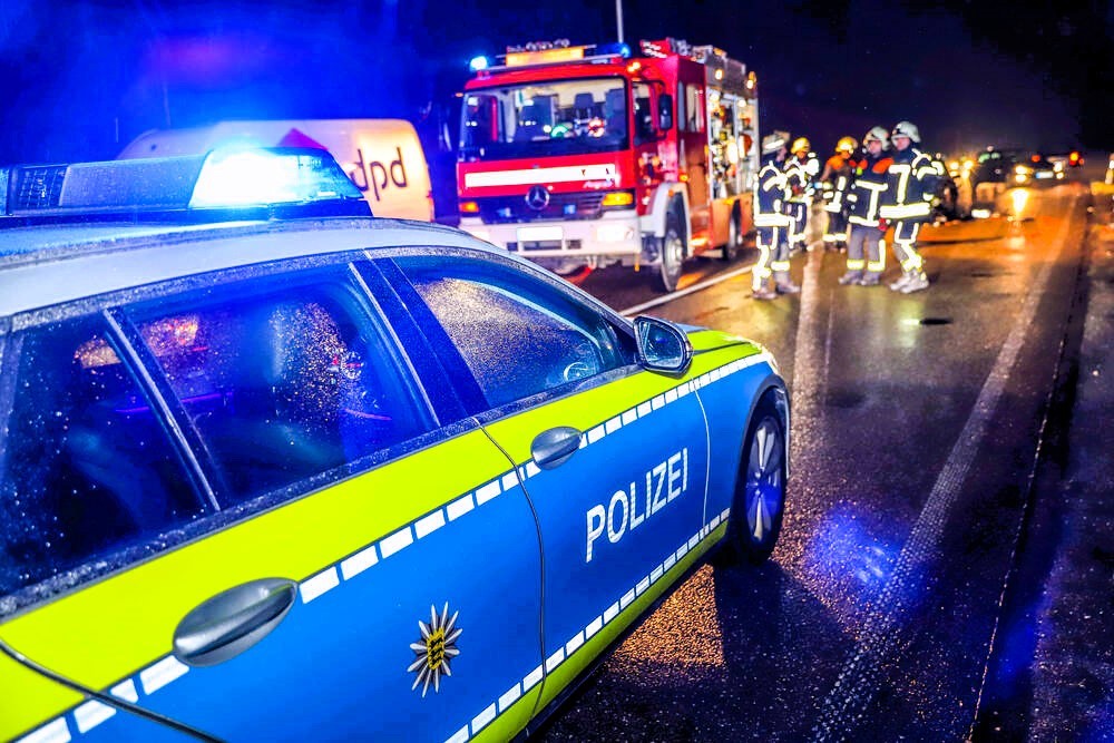 NRW - Bruder (77) erschießt Bruder (54) und verletzt Neffen schwer! Was steckt hinter der Familientragödie?